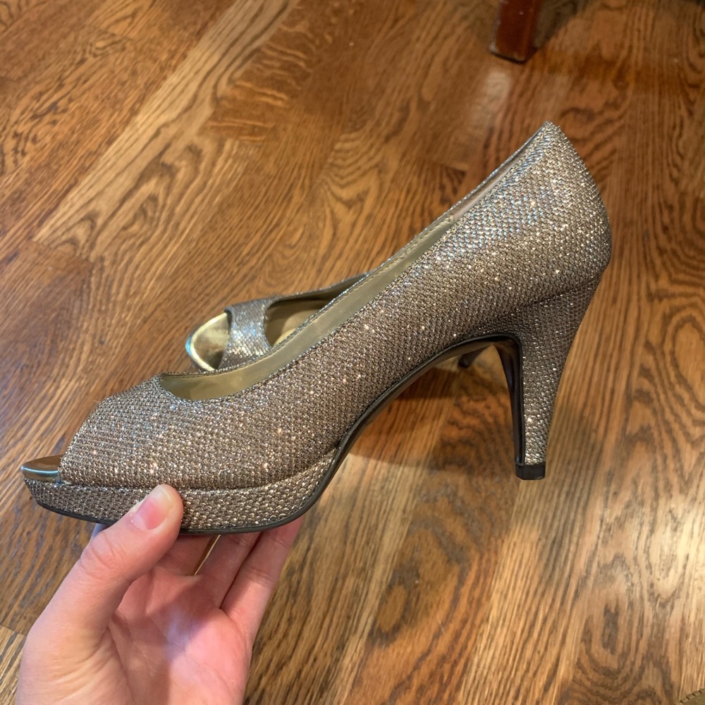 Sparkly Heels ✨